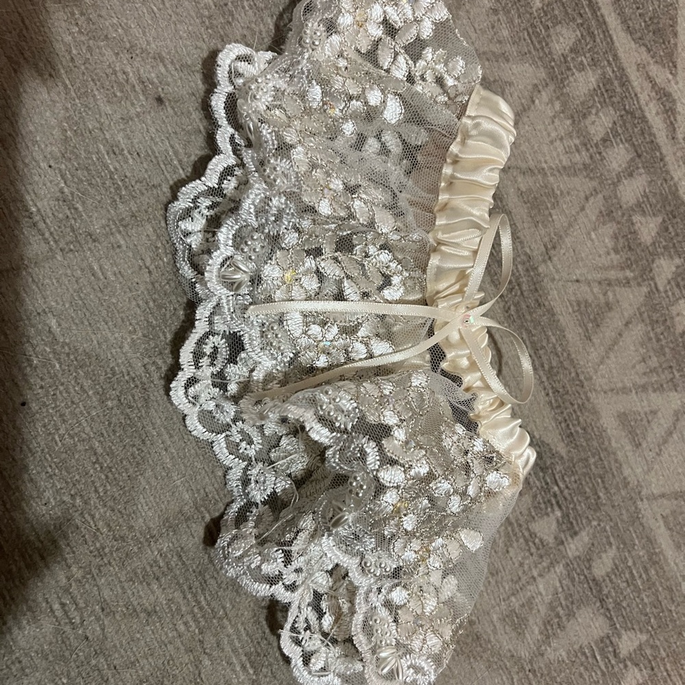 NEW Wedding Garter